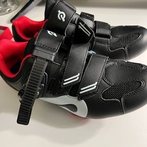 Peloton Cycling shoes 37